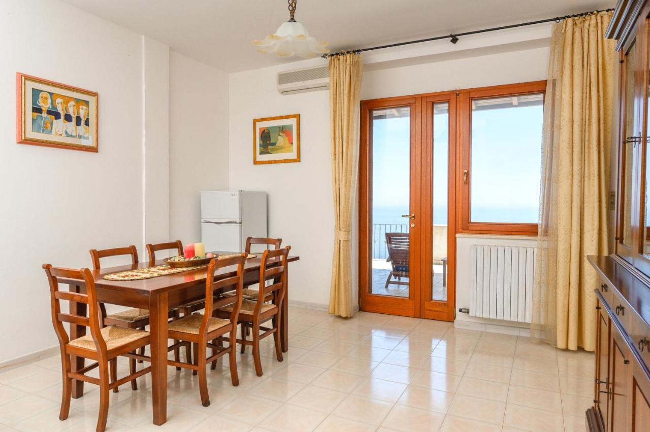 Complesso Delle Antiche Rotte Aparthotel Андрано Екстериор снимка