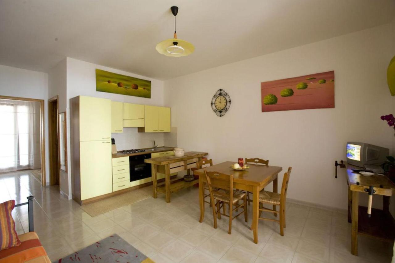 Complesso Delle Antiche Rotte Aparthotel Андрано Екстериор снимка